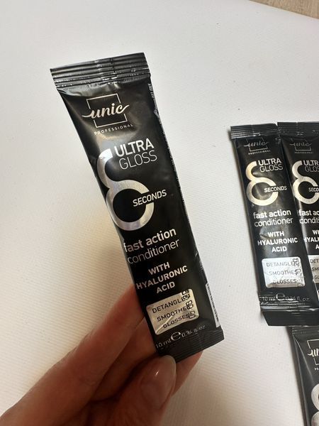 Ламеллярный кондиционер для волос - Unic Ultra Gloss 8 Second Conditioner 10 мл 2328460353 фото