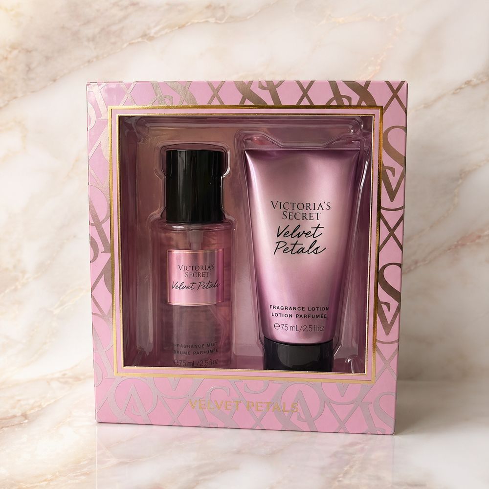 Подарочный набор Victoria's Secret Velvet Petals Gift Set (Body Mist 75 мл + Body Lotion 75 мл) 2079388441 фото